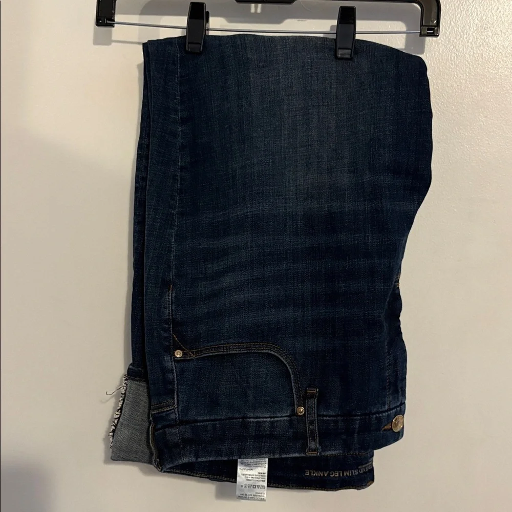 Chico’s So Slimming Girlfriend Slim Ankle Jeans with Pearl Cuff Accent 16P - Picture 9 of 11